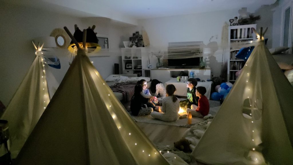 Fiesta de pijamas con tipis Madrid